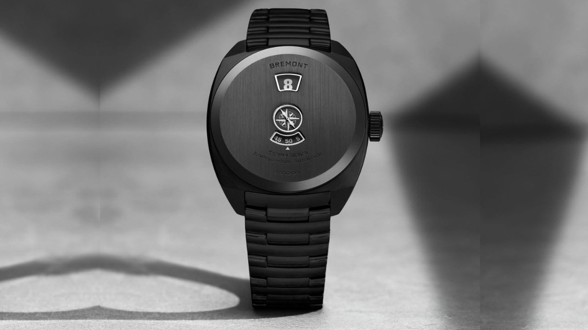 Bremont’s Terra Nova 38 Jumping Hour Stealth Black Turns Tactical