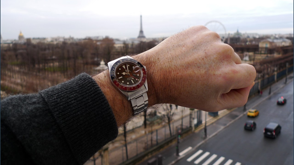 GMT Watches for Frequent Travelers