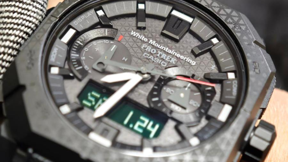 Casio Pro Trek PRW-B1000WM watch
