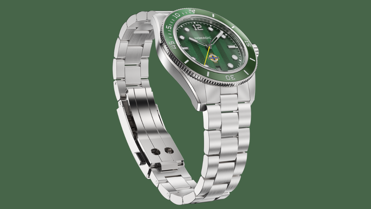 Nomadic Irish FA Pitch Master dive watch