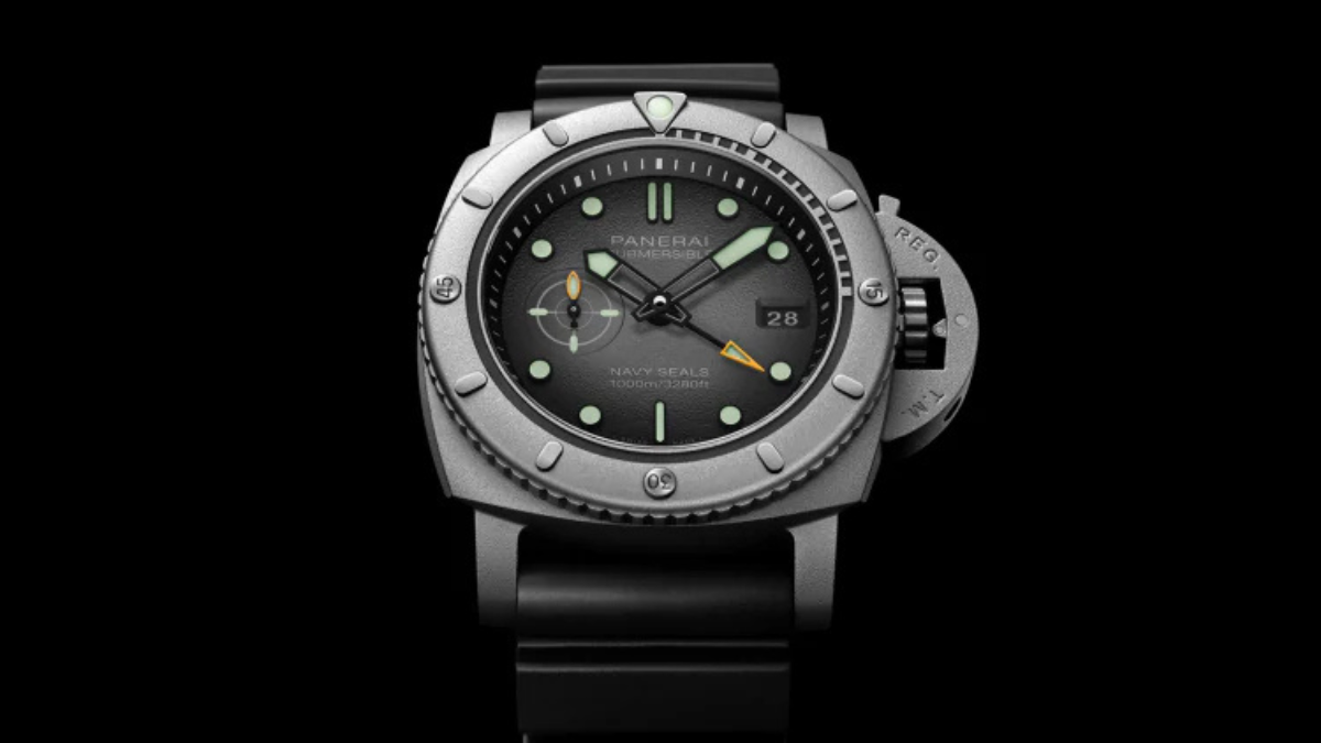 Panerai Submersible GMT Navy SEALs Afniotech Experience PAM01089